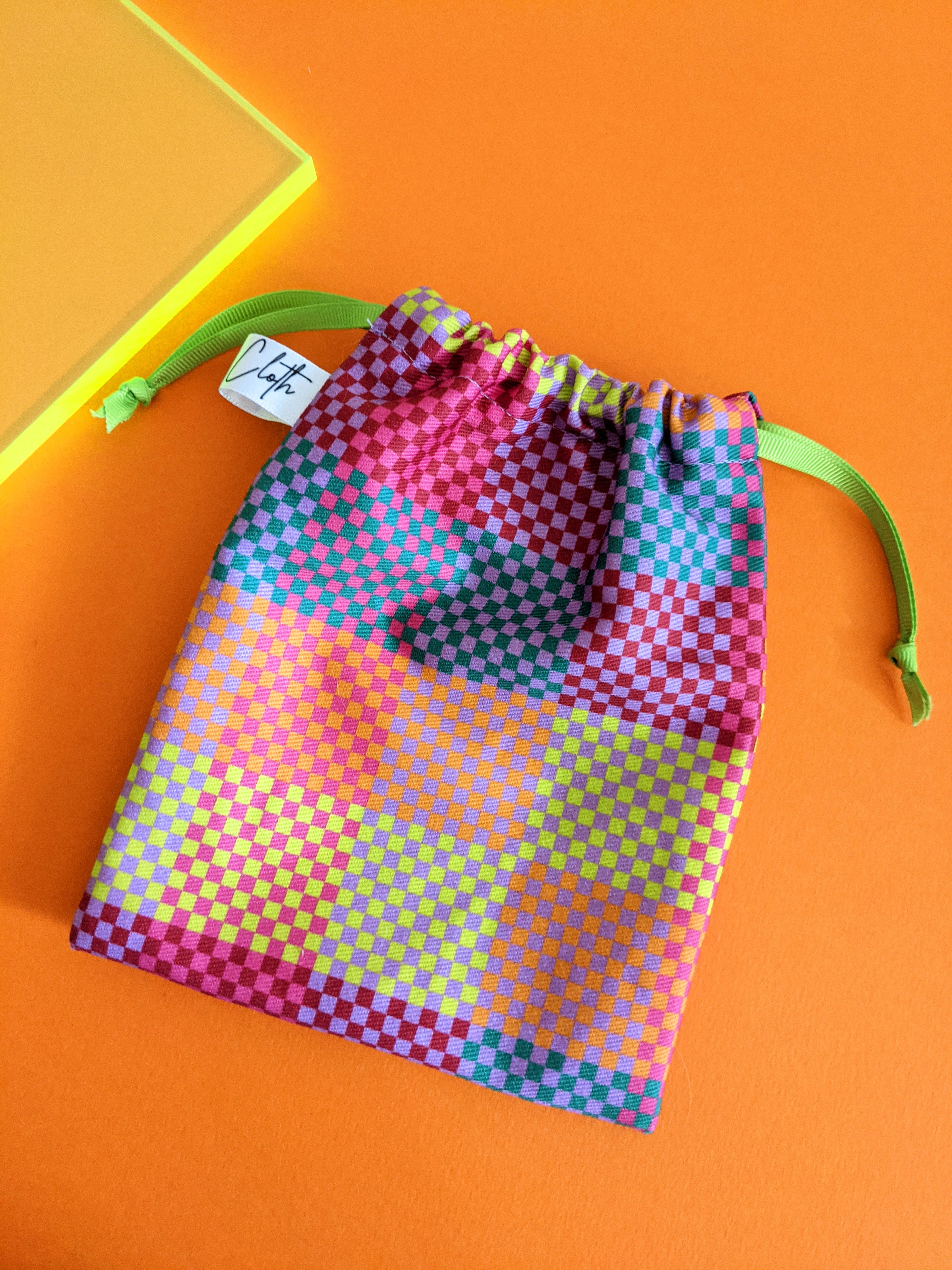 Pixel Pouch Bag with make-up removal pads
